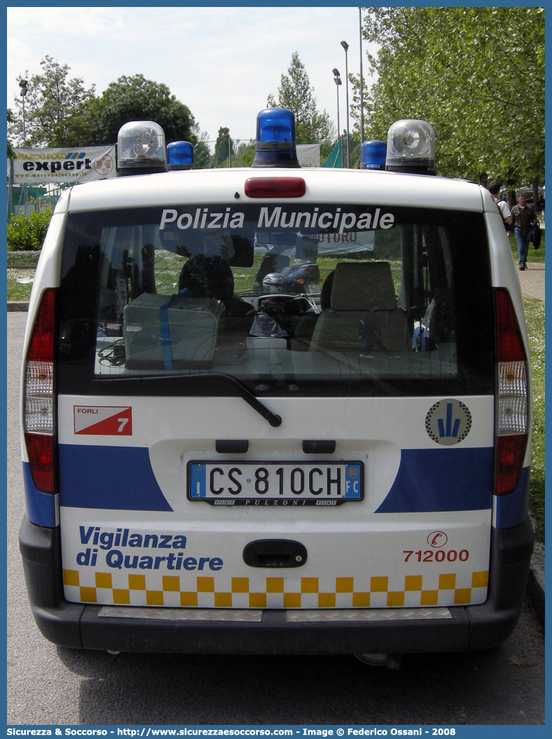 -
Polizia Municipale
Comune di Forlì
Nucleo Vigilanza di Quartiere
Fiat Doblò I serie
Allestitore Bertazzoni S.r.l.
(variante)
Parole chiave: Polizia;Locale;Municipale;Forlì;Fiat;Doblò;Vigili;Vigilanza;Quartiere;Bertazzoni