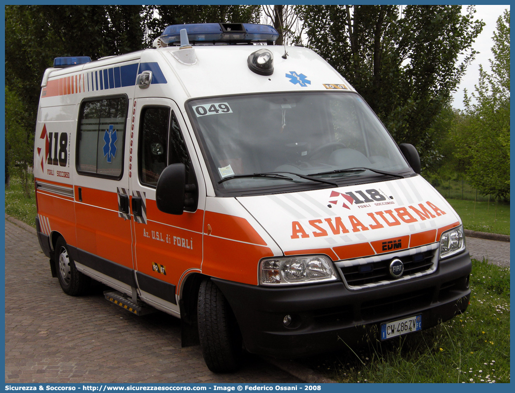 FO 07
118 Romagna Soccorso
Ambito Territoriale di Forlì
Fiat Ducato II serie restyling
Allestitore EDM S.r.l.
Parole chiave: 118;Romagna;Soccorso;Forlì;Ambulanza;Autoambulanza;Fiat;Ducato;EDM;E.D.M.