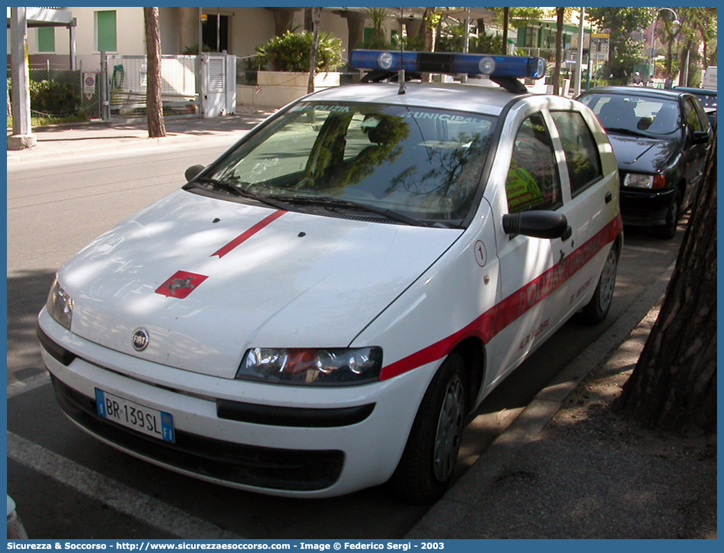 -
Polizia Municipale
Consorzio Alta Valdera
Fiat Punto II serie
Allestitore Ciabilli S.r.l.
Parole chiave: Polizia;Locale;Municipale;Alta Valdera;Capannoni;Chianni;Lajatico;Palaia;Peccioli;Terricciola;Fiat;Nuova Panda