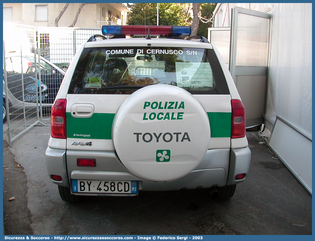 -
Polizia Locale
Comune di Cernusco sul Naviglio
Toyota Rav4 I serie
Allestitore Bertazzoni S.r.l.
Parole chiave: PM;PL;P.M.;P.L.;Polizia;Locale;Municipale;Cernusco sul Naviglio;Toyota;Rav4;Rav 4;Bertazzoni