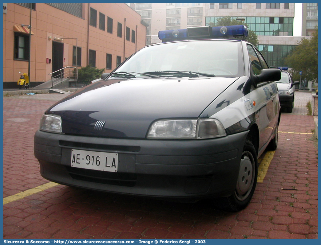 -
Polizia Municipale
Comune di Padova
Fiat Punto I serie
Parole chiave: Polizia;Locale;Municipale;Padova;Fiat;Punto