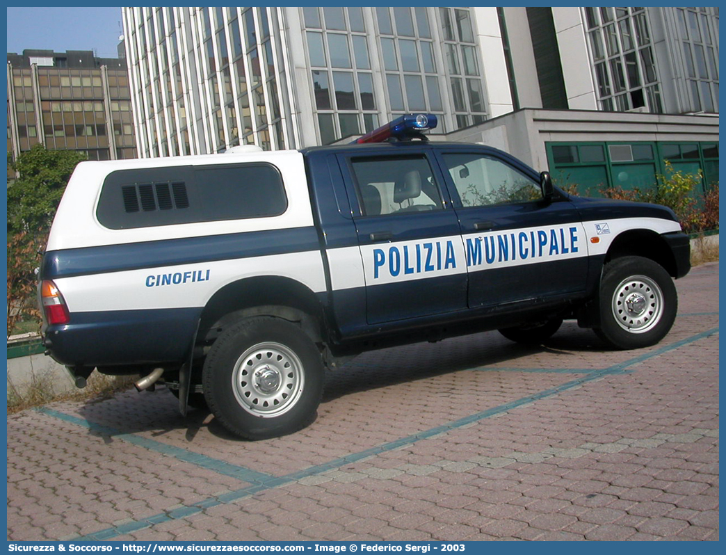 -
Polizia Municipale
Comune di Padova
Nucleo Cinofili
Mitsubishi L200 III serie restyling
Parole chiave: Polizia;Locale;Municipale;Padova;Mitsubishi;L200;Cinofili