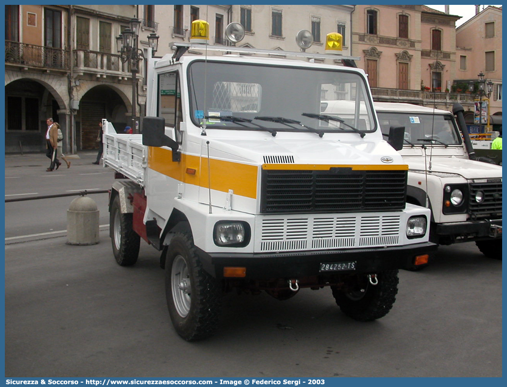 -
Protezione Civile
Comune di Vigodarzere
Bremach Trekking 4x4
Parole chiave: PC;P.C.;Protezione Civile;Vigodarzere;Bremach;Trekking 4x4