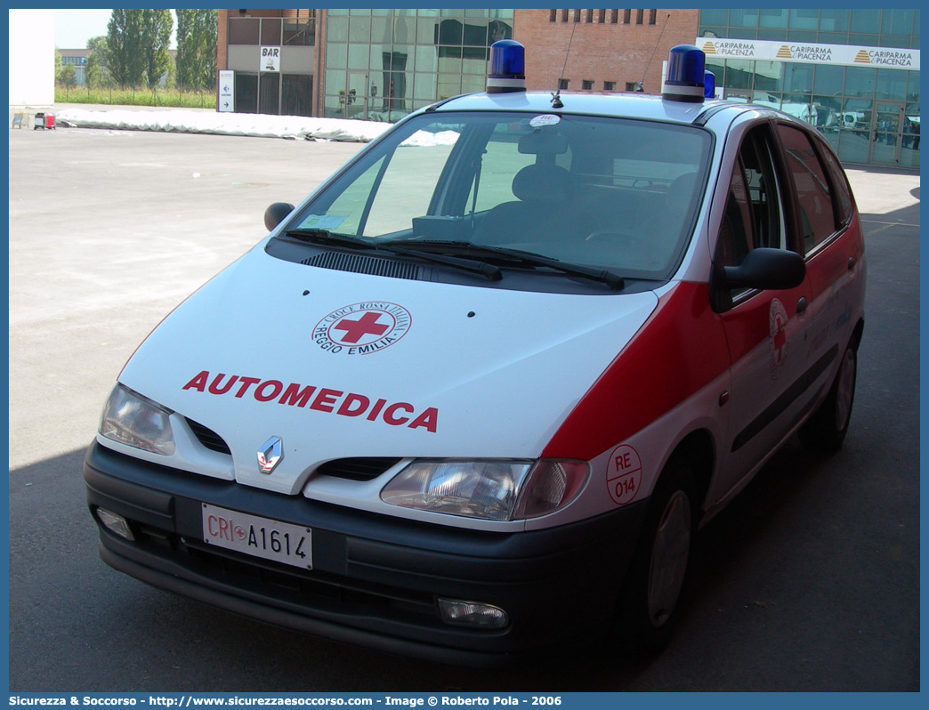 CRI A1614
Croce Rossa Italiana
Reggio Emilia
Renault Megane Scenic
Allestitore Aricar S.p.A.
Parole chiave: CRI;C.R.I.;Croce Rossa Italiana;Automedica;Auto Medica;Automedicalizzata;Auto Medicalizzata;Renault;Megane;Scenic;Reggio Emilia;A1614;Aricar