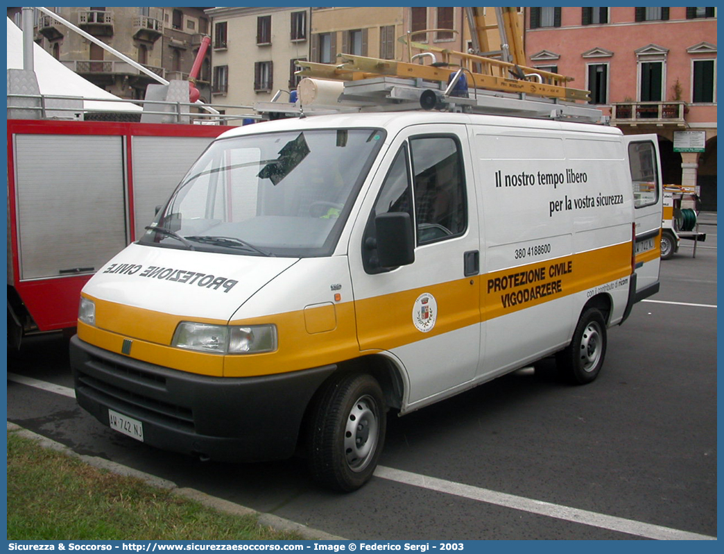 -
Protezione Civile
Comune di Vigodarzere
Fiat Ducato II serie
Parole chiave: PC;P.C.;Protezione Civile;Vigodarzere;Fiat;Ducato II serie