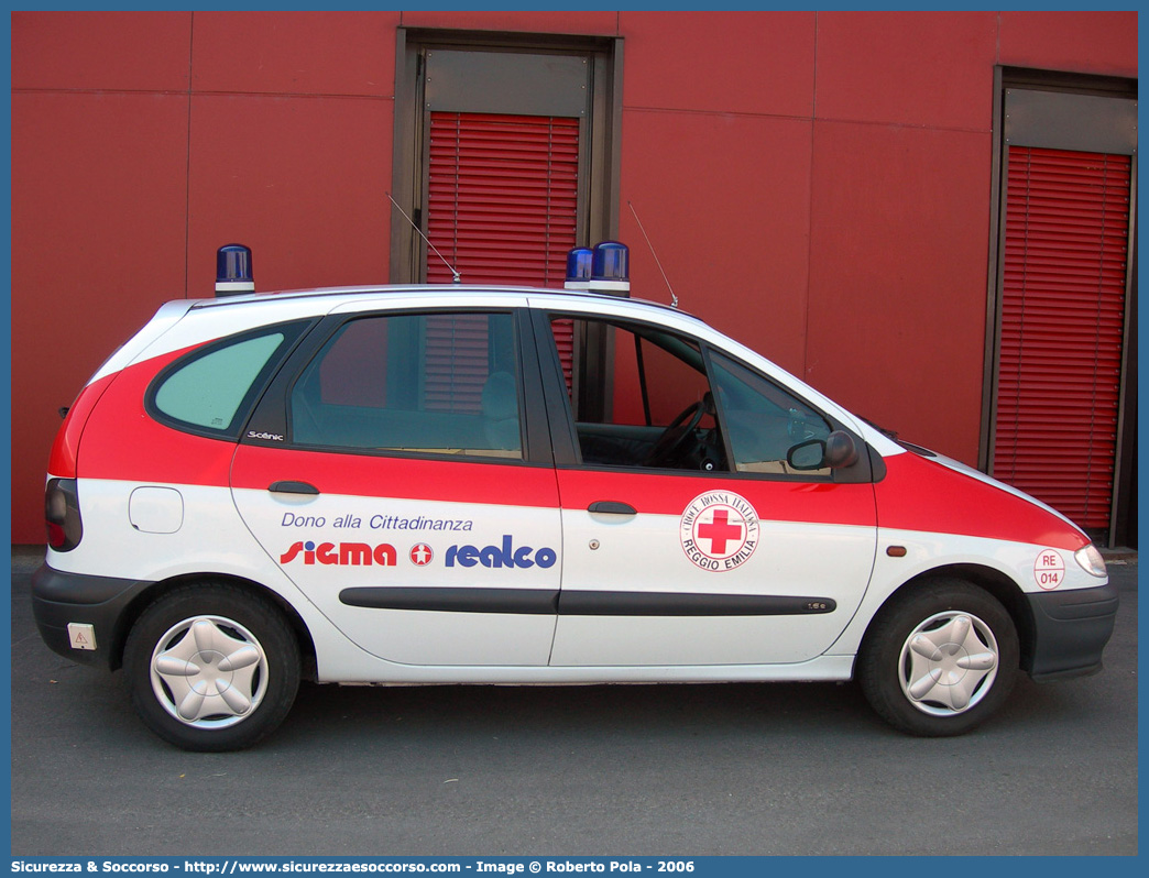 CRI A1614
Croce Rossa Italiana
Reggio Emilia
Renault Megane Scenic
Allestitore Aricar S.p.A.
Parole chiave: CRI;C.R.I.;Croce Rossa Italiana;Automedica;Auto Medica;Automedicalizzata;Auto Medicalizzata;Renault;Megane;Scenic;Reggio Emilia;A1614;Aricar