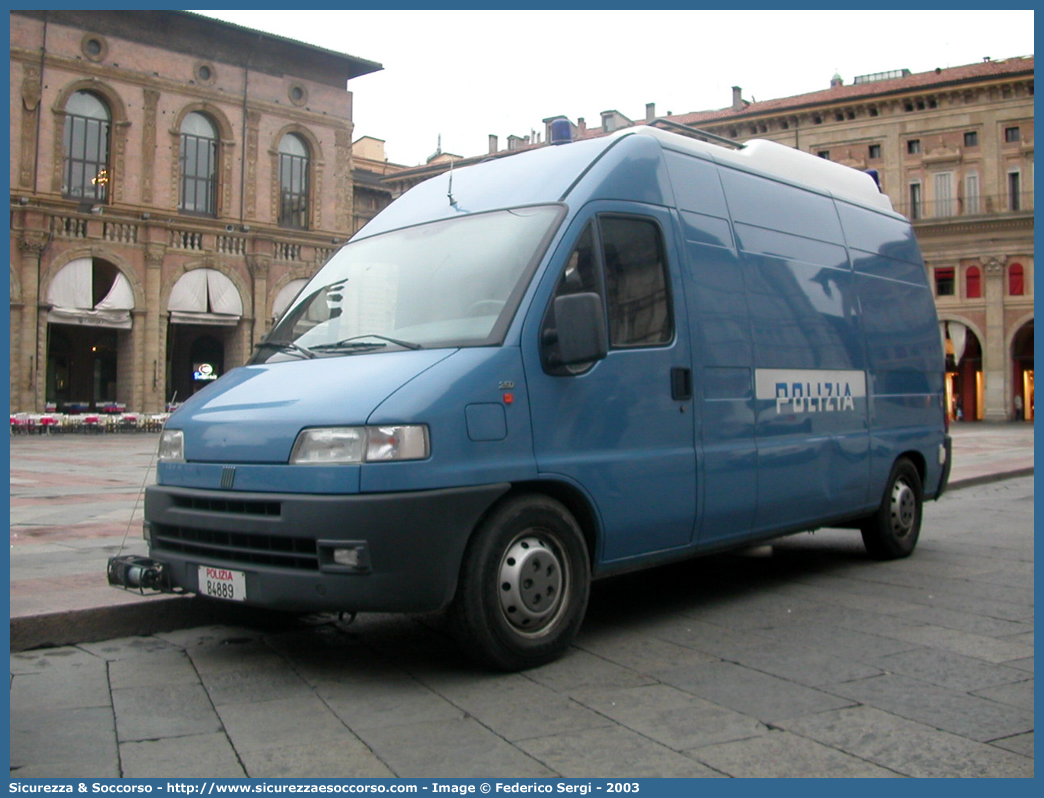 Polizia B4889
Polizia di Stato
Artificieri Antisabotaggio
Fiat Ducato II serie
Parole chiave: B4889;PS;P.S.;Polizia;Stato;Polizia di Stato;Artificieri;Antisabotaggio;Fiat;Ducato