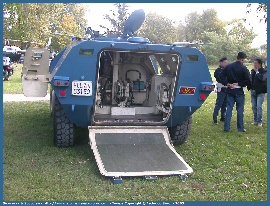 Polizia 53150
Polizia di Stato
Reparto Mobile
Iveco Oto-Melara 6614
Parole chiave: 53150;Polizia di Stato;Reparto Mobile;Ordine Pubblico;Iveco Oto-Melara 6614