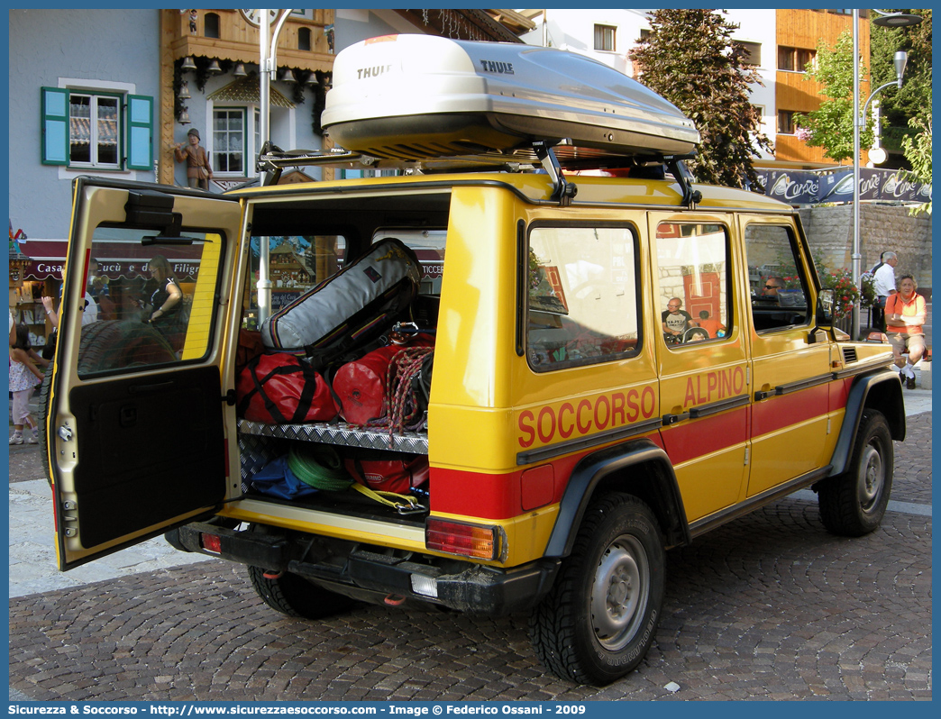 PC C67TN
Corpo Nazionale
Soccorso Alpino e Speleologico
Delegazione Alpina IV Trentino
Mercedes Benz G-Wagon
Parole chiave: CNSAS;C.N.S.A.S.;Corpo;Nazionale;Soccorso;Alpino;Speleologico;Trentino;Trento;SAT;S.A.T.;Mercedes Benz;Classe G;G;G-Wagon;G - Wagon;PC C67TN;PCC67TN