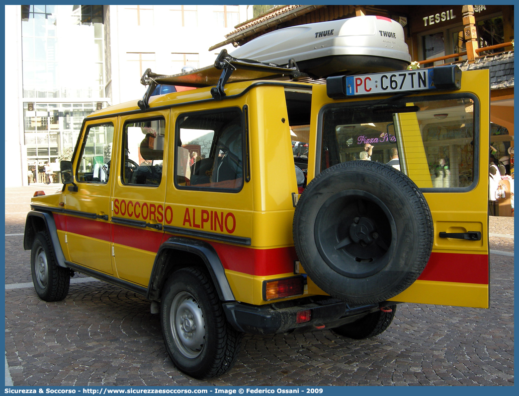 PC C67TN
Corpo Nazionale
Soccorso Alpino e Speleologico
Delegazione Alpina IV Trentino
Mercedes Benz G-Wagon
Parole chiave: CNSAS;C.N.S.A.S.;Corpo;Nazionale;Soccorso;Alpino;Speleologico;Trentino;Trento;SAT;S.A.T.;Mercedes Benz;Classe G;G;G-Wagon;G - Wagon;PC C67TN;PCC67TN