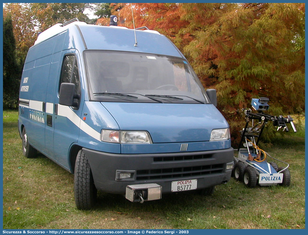 Polizia B5777
Polizia di Stato
Artificieri Antisabotaggio
Fiat Ducato II serie
Parole chiave: B5777;PS;P.S.;Polizia;Stato;Polizia di Stato;Artificieri;Antisabotaggio;Fiat;Ducato