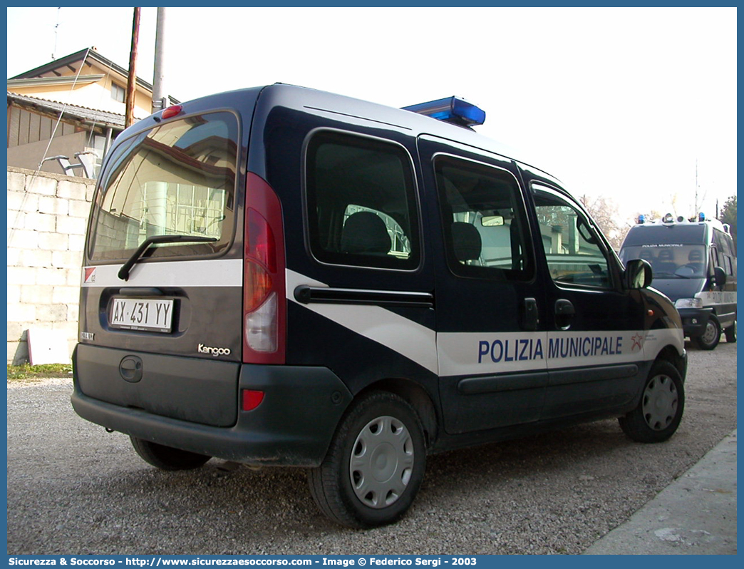 -
Polizia Municipale
Consorzio Padova Ovest
Renault Kangoo I serie
Parole chiave: Polizia;Locale;Municipale;Padova Ovest;Cervarese Santa Croce;Mestrino;Rubano;Selvazzano Dentro;Veggiano;Renault;Kangoo