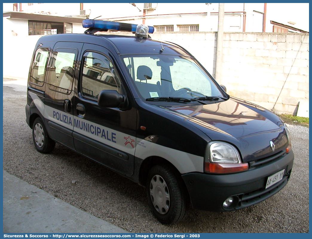 -
Polizia Municipale
Consorzio Padova Ovest
Renault Kangoo I serie
Parole chiave: Polizia;Locale;Municipale;Padova Ovest;Cervarese Santa Croce;Mestrino;Rubano;Selvazzano Dentro;Veggiano;Renault;Kangoo