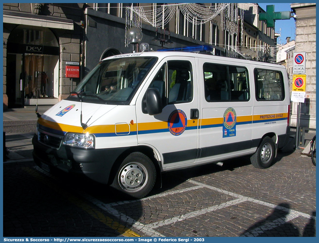 -
Protezione Civile
Comune di Padova
Fiat Ducato II serie restyling 
Parole chiave: PC;P.C.;Protezione Civile;Padova;Fiat;Ducato III serie