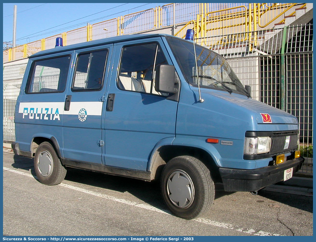 Polizia B2175
Polizia di Stato
Polizia Ferroviaria
Fiat Talento
Parole chiave: Polizia;Stato;Polizia di Stato;Ferroviaria;Polfer;Fiat;Talento;B2175