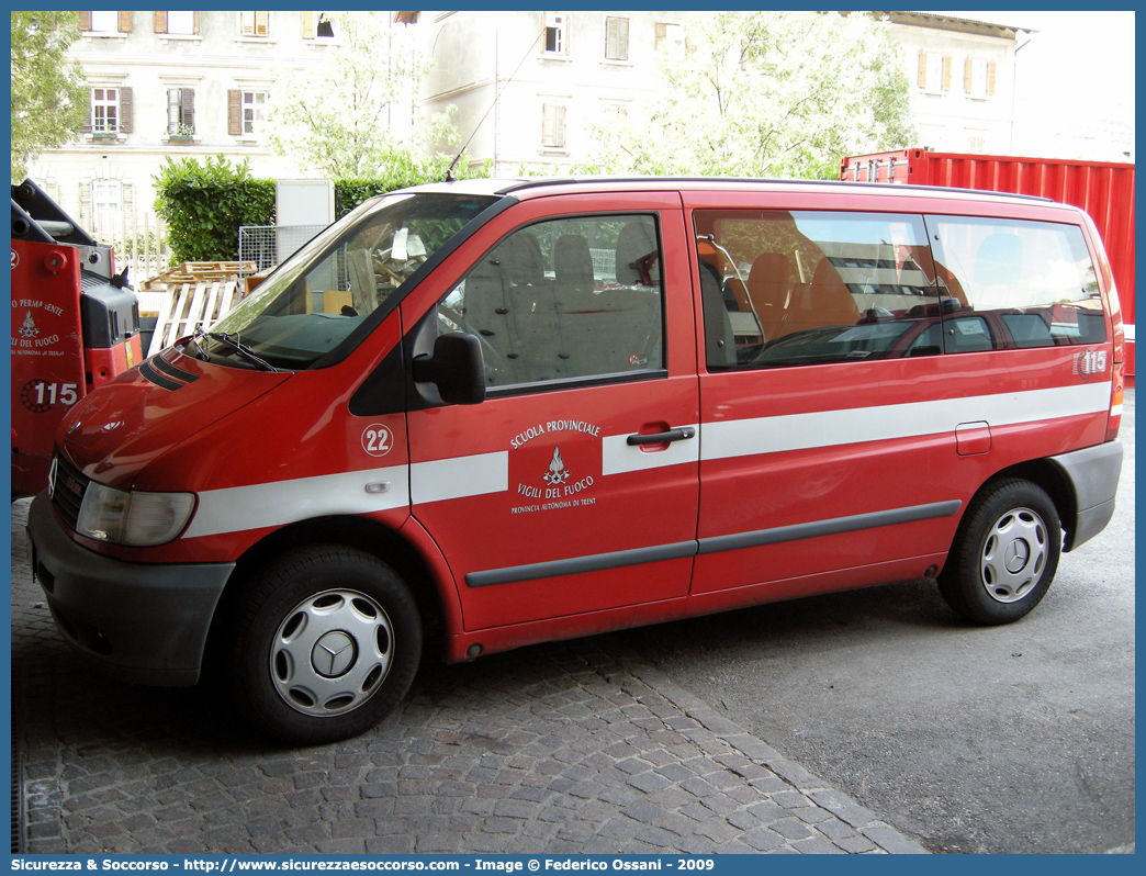 VF Z96TN
Scuola Provinciale V.V.F.
Mercedes Benz Classe V I serie
Parole chiave: VF;V.F.;Vigili del Fuoco;Vigili;Fuoco;Mercedes Benz;Vito II serie;Z96TN