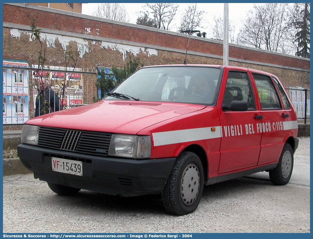 VF 15439
Corpo Nazionale Vigili del Fuoco
Fiat Uno I serie
Parole chiave: VF;VVF;V.F.;V.V.F.;Corpo;Nazionale;Vigili del Fuoco;Vigili;Fuoco;Fiat;Uno