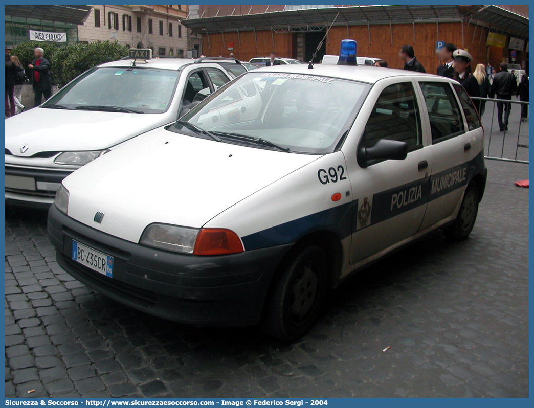 -
Polizia Municipale
Comune di Roma
Fiat Punto I serie
Parole chiave: Polizia;Locale;Municipale;Roma;Fiat;Punto