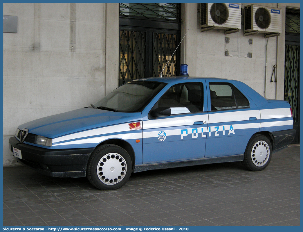 Polizia B7606
Polizia di Stato
Polizia Ferroviaria
Alfa Romeo 155
Parole chiave: PS;P.S.;Polizia;di;Stato;Ferroviaria;Polfer;Alfa Romeo;155