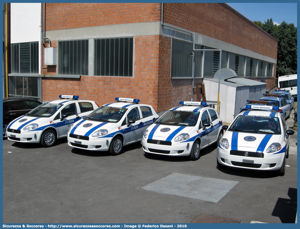 -
Polizia Municipale
Comune di Bologna
Fiat Grande Punto
Allestitore Focaccia Group S.r.l.
Parole chiave: PL;P.L.;PM;P.M.;Polizia;Municipale;Locale;Bologna;Fiat;Grande Punto;Focaccia