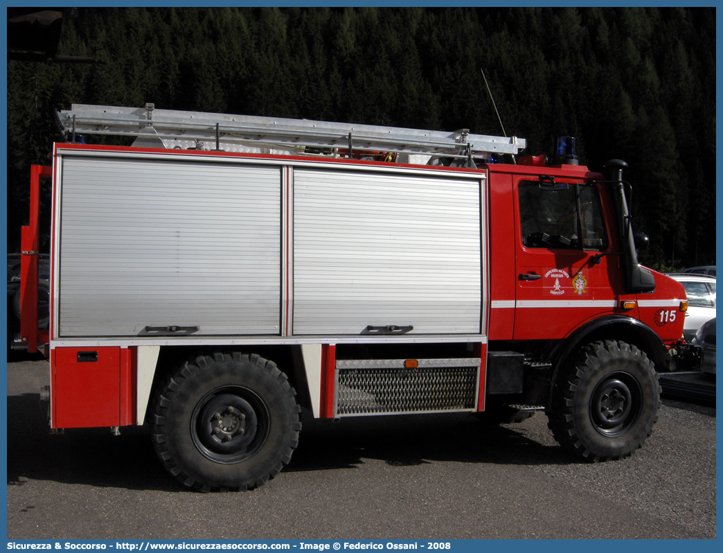 VF G40TN
Corpo Vigili del Fuoco Volontari Campitello di Fassa
Mercedes Benz Unimog 1250
Parole chiave: VF;V.F.;Vigili del Fuoco;Vigili;Fuoco;Volontari;Campitello di Fassa;Mercedes Benz;Unimog;1250;G40TN