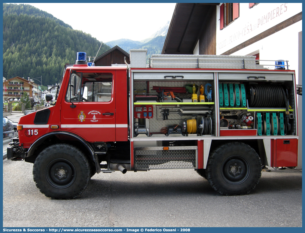 VF G40TN
Corpo Vigili del Fuoco Volontari Campitello di Fassa
Mercedes Benz Unimog 1250
Parole chiave: VF;V.F.;Vigili del Fuoco;Vigili;Fuoco;Volontari;Campitello di Fassa;Mercedes Benz;Unimog;1250;G40TN