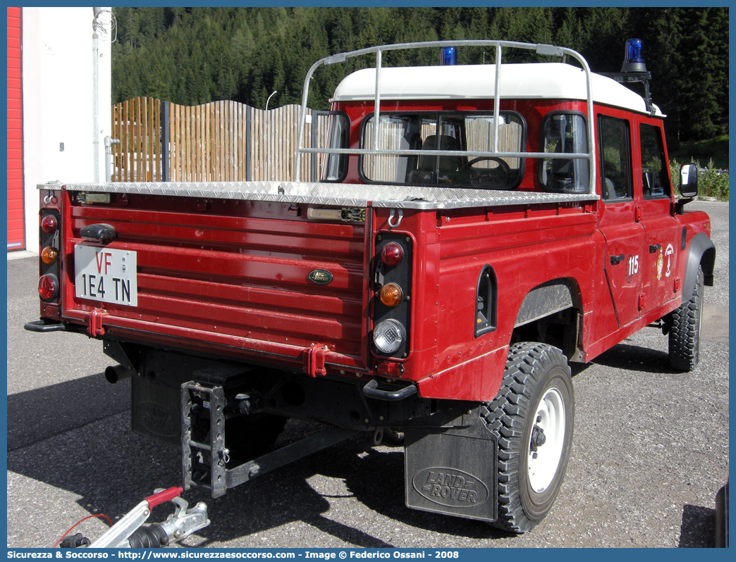 VF 1E4TN
Corpo Vigili del Fuoco Volontari Campitello di Fassa
Land Rover Defender 130
Parole chiave: VF;V.F.;Vigili del Fuoco;Vigili;Fuoco;Volontari;Campitello di Fassa;Land Rover;Defender 130;1E4TN