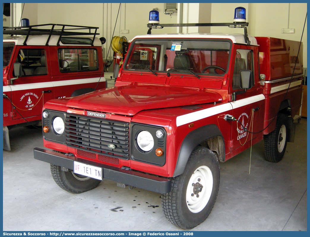 VF 1E1TN
Corpo Vigili del Fuoco Volontari Canazei
Land Rover Defender 130
Parole chiave: VF;V.F.;Vigili del Fuoco;Vigili;Fuoco;Volontari;Canazei;Land Rover;Defender 130;1E1TN