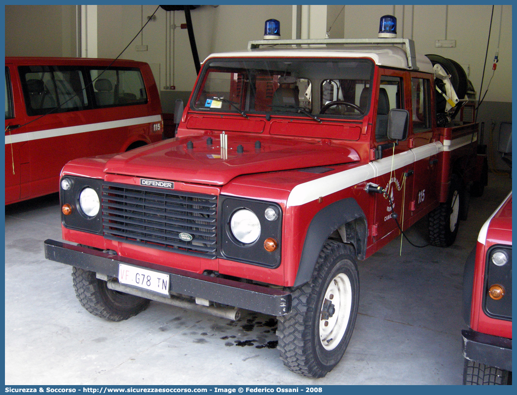 VF G78TN
Corpo Vigili del Fuoco Volontari Canazei
Land Rover Defender 130
Parole chiave: VF;V.F.;Vigili del Fuoco;Vigili;Fuoco;Volontari;Canazei;Land Rover;Defender 130;G78TN