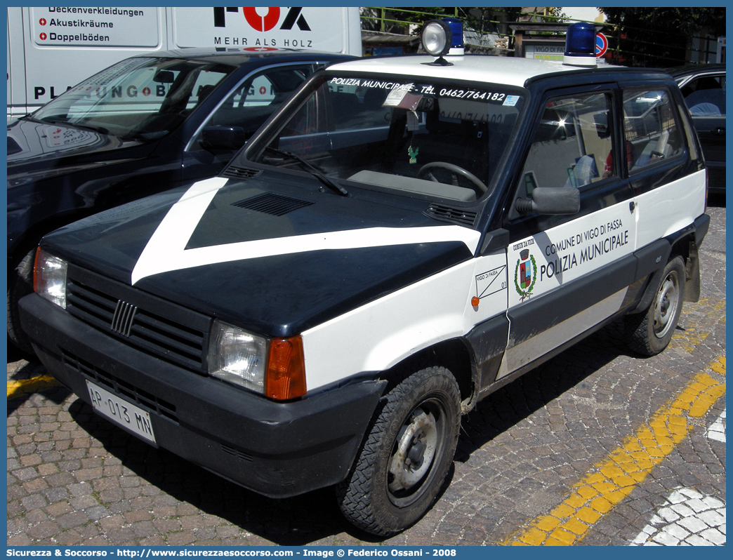 -
Polizia Municipale
Comune di Vigo di Fassa
Fiat Panda 4x4 II serie
Parole chiave: Polizia;Locale;Municipale;Vigo di Fassa;Fiat;Panda