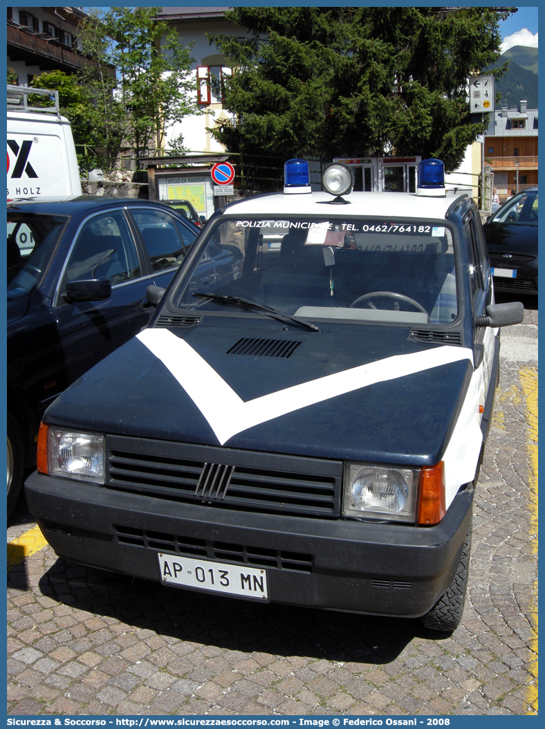 -
Polizia Municipale
Comune di Vigo di Fassa
Fiat Panda 4x4 II serie
Parole chiave: Polizia;Locale;Municipale;Vigo di Fassa;Fiat;Panda