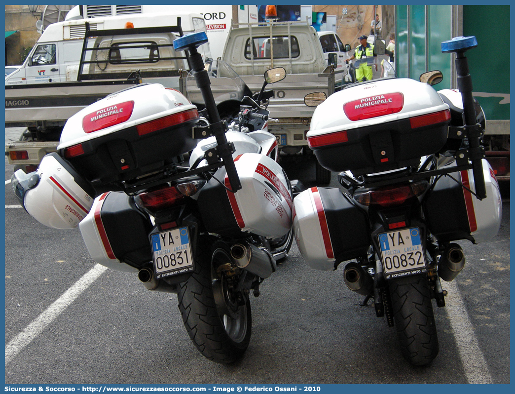 Polizia Locale YA00832
Polizia Municipale
Comune di Siena
Honda CBF1000
Parole chiave: Polizia;Locale;Municipale;Siena;Honda;CBF;YA00832