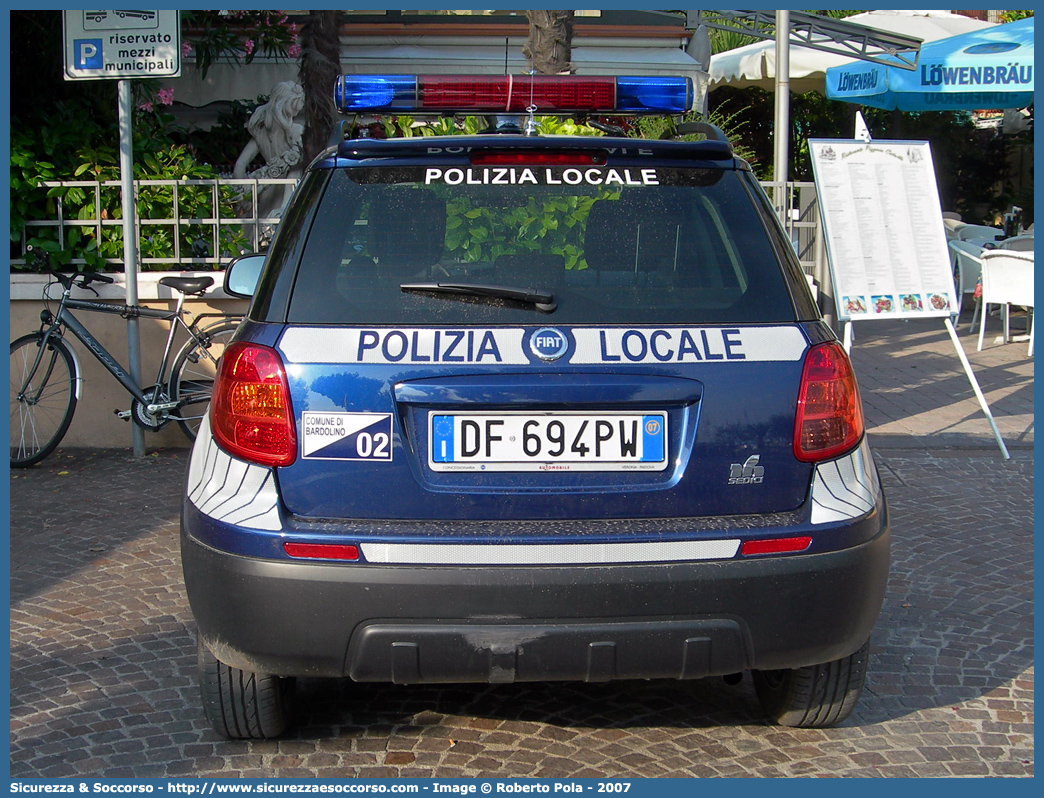 -
Polizia Locale
Comune di Bardolino
Fiat Sedici I serie
Parole chiave: PL;P.L.;PM;P.M.;Polizia;Locale;Municipale;Bardolino;Fiat;Sedici