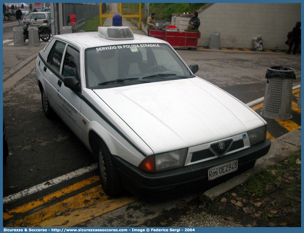 -
Ministero delle Infrastrutture e dei Trasporti
Servizio di Polizia Stradale
Alfa Romeo 75 II serie
Parole chiave: MIT;M.I.T.;Ministero;delle;Infrastrutture;e;dei;Trasporti;Servizio;di;Polizia;Stradale;Alfa Romeo;75