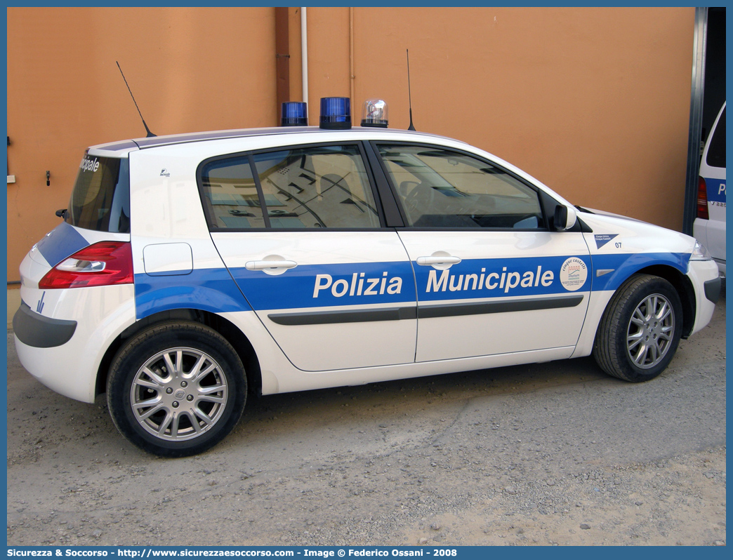 -
Polizia Municipale
Associazione Intercomunale
Cinque Castelli
Renault Megane III serie
Allestitore Focaccia Group S.r.l.
Parole chiave: Polizia;Locale;Municipale;Cinque Castelli;Renault;Megane;Focaccia