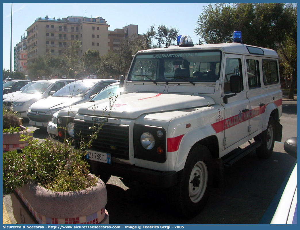 -
Polizia Municipale
Comune di Pontassieve
Land Rover Defender 110
Parole chiave: Polizia;Locale;Municipale;Pontassieve;Land Rover;Defender;110