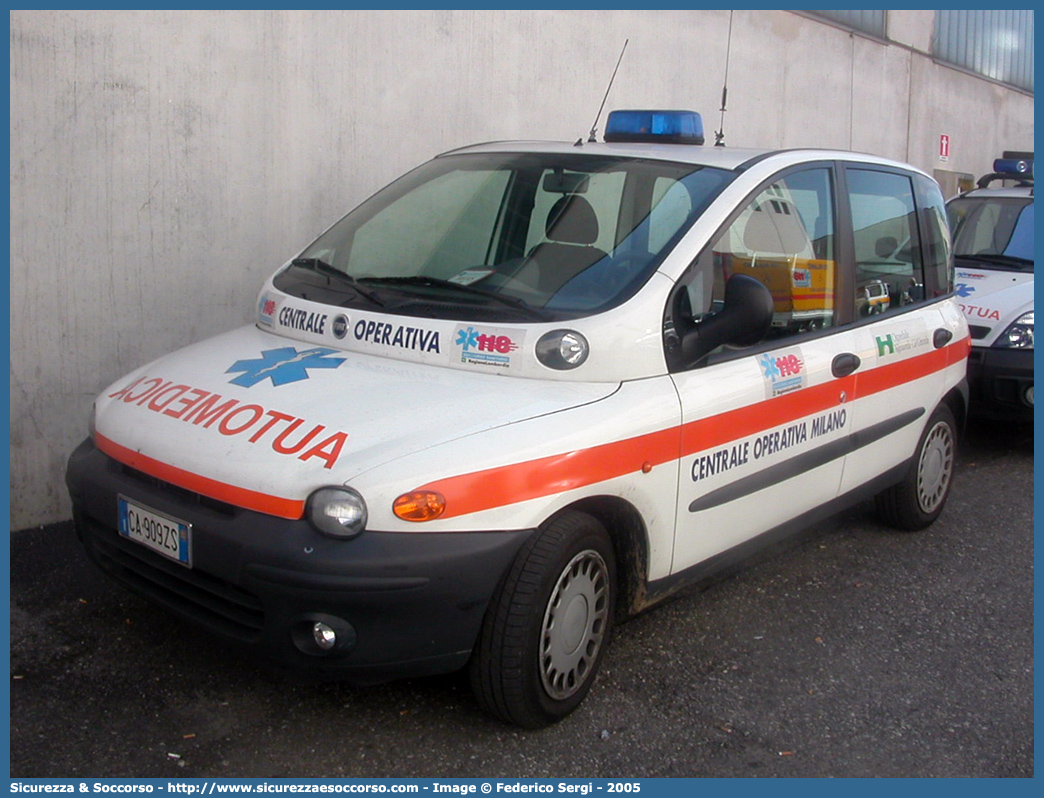 -
118 Milano
Fiat Multipla I serie
Parole chiave: 118;AREU;A.R.E.U.;S.S.U.Em.;SSUEm;Lombardia;Milano;Automedica;Fiat;Multipla