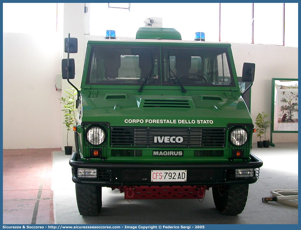 CFS 792AD
Corpo Forestale dello Stato
Nucleo Antincendio Boschivo
Iveco 40-10WM
Parole chiave: Corpo;Forestale;Stato;Corpo Forestale dello Stato;CFS;C.F.S.;Antincendio;Boschivo;AIB;A.I.B.;Iveco;40-10WM;40-10 WM;VM90;VM 90