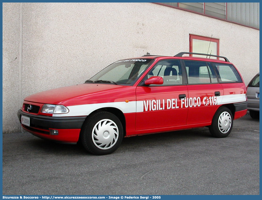 VF 23068
Corpo Nazionale Vigili del Fuoco
Opel Astra Station Wagon II serie
Parole chiave: Corpo;Nazionale;Vigili del Fuoco;Vigili;Fuoco;Opel;Astra;Station;Wagon