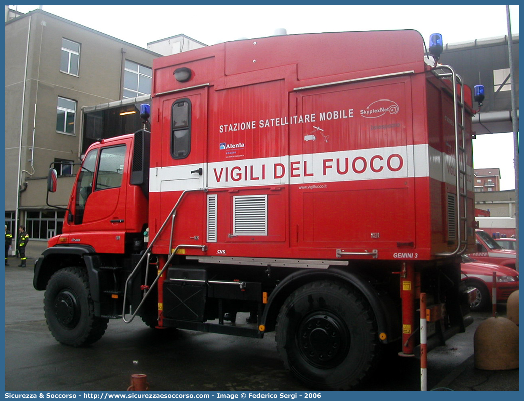 VF 21791
Corpo Nazionale Vigili del Fuoco
Nucleo Telecomunicazioni Radio
Mercedes Benz Unimog U500
Parole chiave: Corpo;Nazionale;Vigili del Fuoco;Vigili;Fuoco;Mercedes Benz;Unimog;U500;U 500;Telecomunicazioni;Tele Comunicazioni;Radio