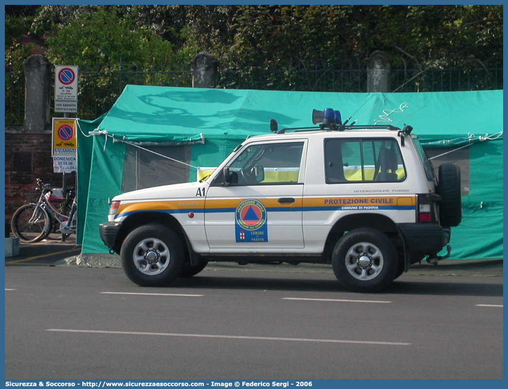 A1
Protezione Civile
Comune di Padova
Mitsubishi Pajero V20 SWB
(variante)
Parole chiave: PC;P.C.;Protezione Civile;Padova;Mitsubishi;Pajero V20 SWB