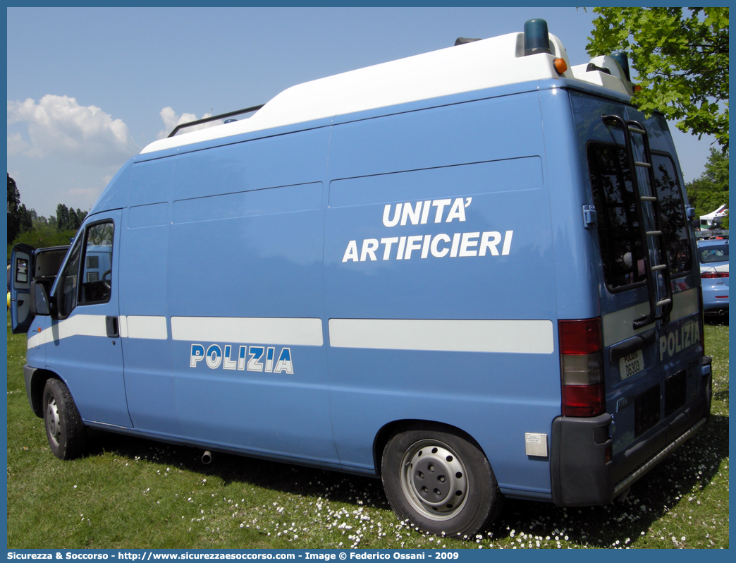 Polizia D6303
Polizia di Stato
Artificieri Antisabotaggio
Fiat Ducato II serie
Parole chiave: D6303;PS;P.S.;Polizia;Stato;Polizia di Stato;Artificieri;Antisabotaggio;Fiat;Ducato