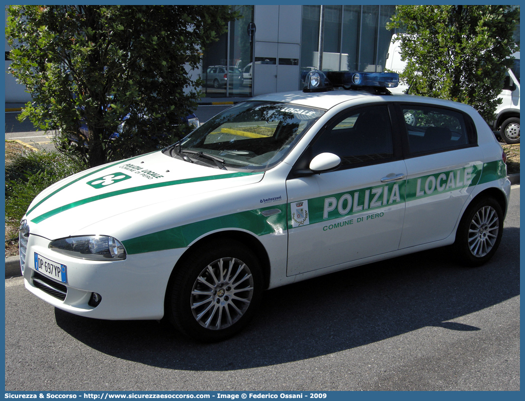 -
Polizia Locale
Comune di Pero
Alfa Romeo 147 II serie
Allestitore Bertazzoni S.r.l.
Parole chiave: Polizia;Locale;Municipale;Pero;Alfa Romeo;147;Bertazzoni