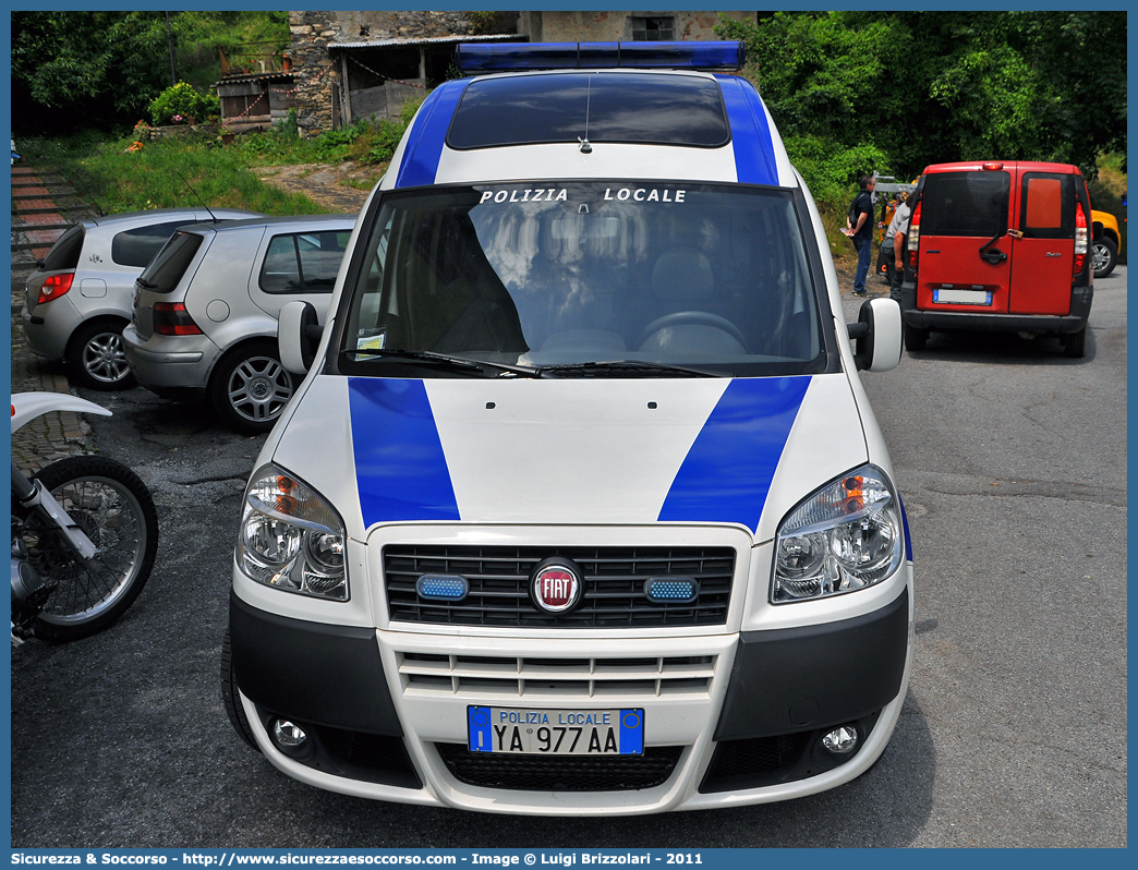 Polizia Locale YA977AA
Polizia Locale
Provincia di Genova
Fiat Doblò I serie restyling
Parole chiave: Polizia;Locale;Provinciale;Genova;Fiat;Doblò;YA977AA