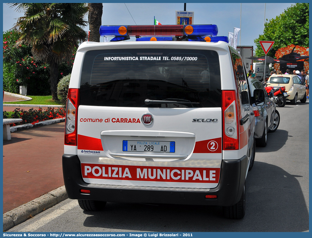 Polizia Locale YA289AD
Polizia Municipale
Comune di Carrara
Fiat Scudo IV serie
Parole chiave: Polizia;Locale;Municipale;Carrara;Fiat;Scudo;YA289AD