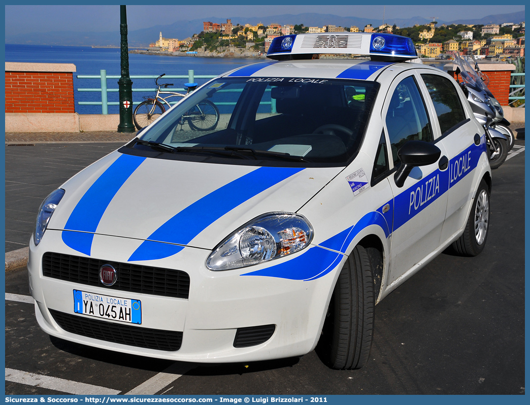 Polizia Locale YA045AH
Polizia Locale
Comune di Genova
Fiat Grande Punto
Allestitore Ciabilli S.r.l.
Parole chiave: Polizia;Locale;Municipale;Genova;Fiat;Grande Punto;YA045AH;Ciabilli