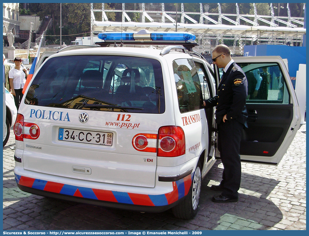 -
República Portuguesa
Polícia de Segurança Pública
Transito
Volkswagen Sharan III generation
Parole chiave: Repubblica;Portoghese;República;Portuguesa;Polícia;Segurança;Pública;Transito;Volkswagen;Sharan