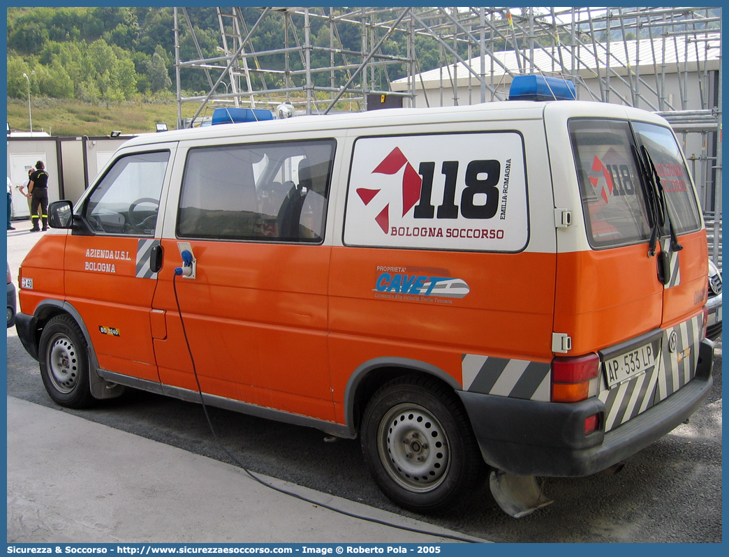 BO 2240
118 Bologna Soccorso
Volkswagen Transporter T4
Parole chiave: 118;Bologna;Soccorso;Ambulanza;Volkswagen;Transporter;T4;GECAV;Gestione;Emergenza;Cantieri;Alta Velocità;Variante di Valico