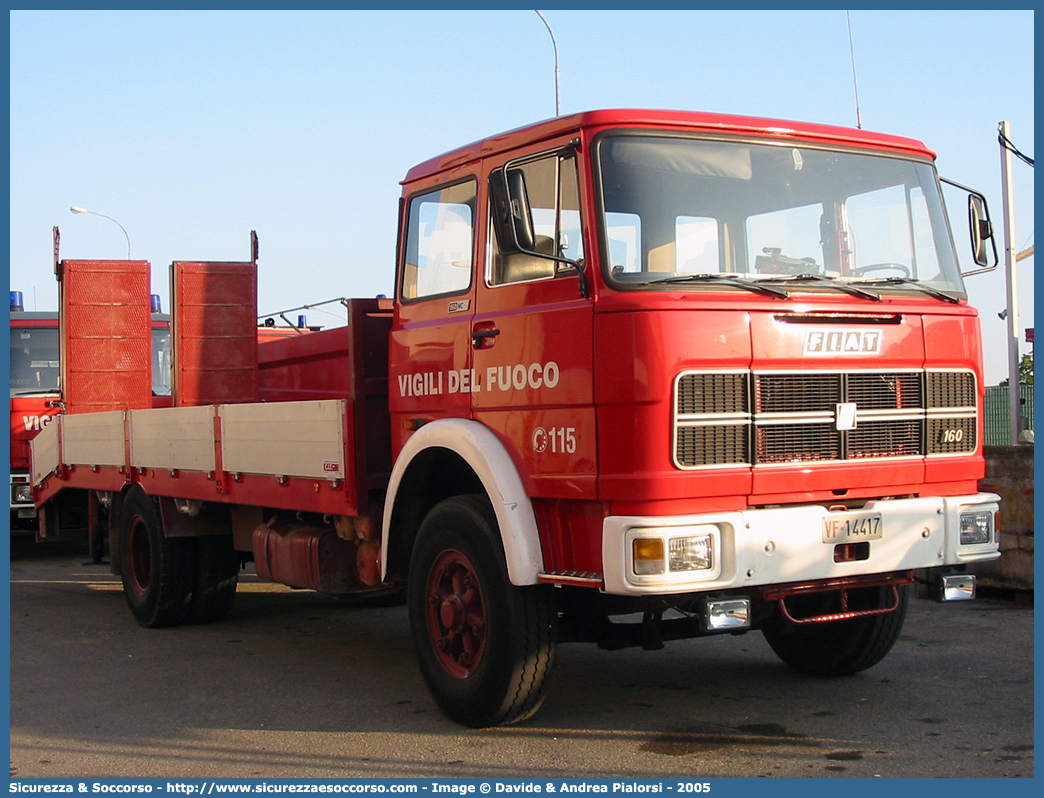 VF 14417
Corpo Nazionale Vigili del Fuoco
Fiat Iveco 160NC

Parole chiave: VF;V.F.;VVF;V.V.F.;Corpo;Nazionale;Vigili del Fuoco;Vigili;Fuoco;Fiat;Iveco;160NC;14417