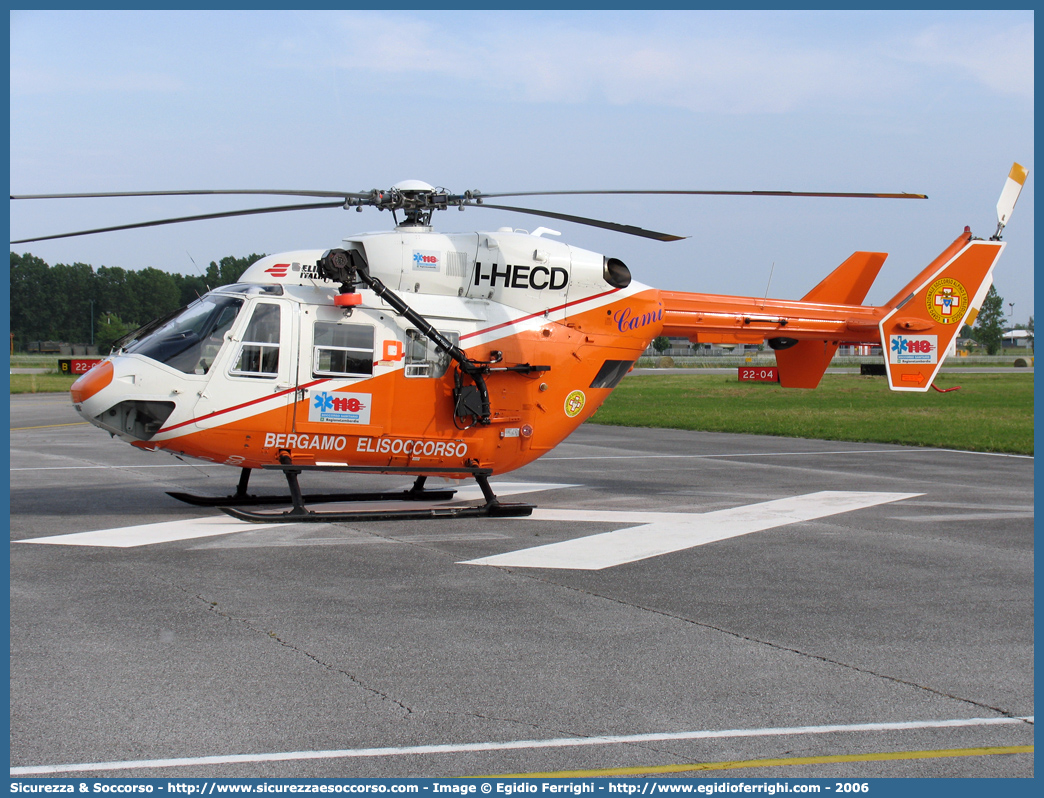 I-HECD
118 Regione Lombardia
EuroCopter BK117C1
Base di Bergamo
Parole chiave: 118;SSUEm;S.S.U.Em.;AREU;A.R.E.U.;Lombardia;Bergamo;EuroCopter;BK117;BK;117;I-HECD;Elicottero;Elisoccorso